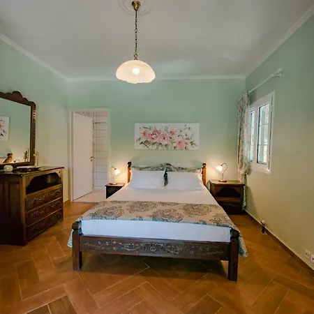 Antia بيت للعطل *