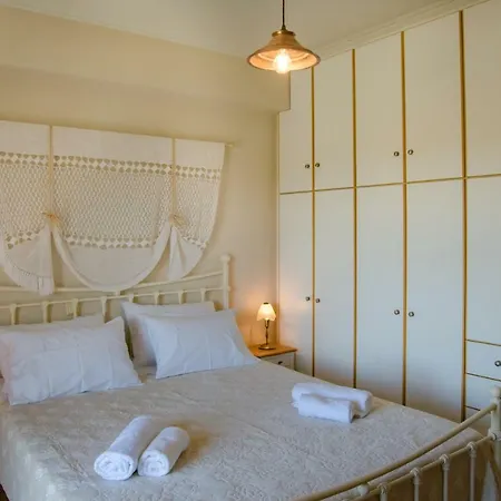Tatil Evi Antia Metaxáta