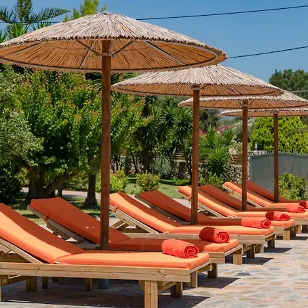 Antia بيت للعطل Metaxáta